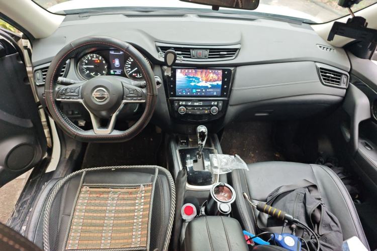 Used Nissan X-Trail 2021 2.0L CVT 2WD XL Premium Commemorative Edition Center Console