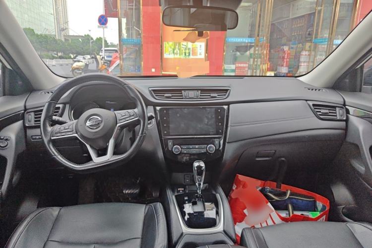 Used Nissan X-Trail 2021 2.0L CVT 2WD XL ITS SmartConnect Comfort Edition Center Console