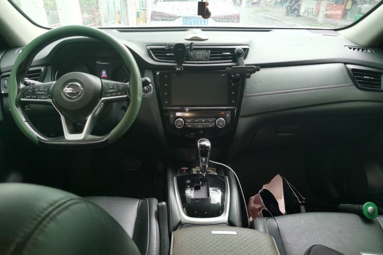 Used Nissan X-Trail 2021 2.0L CVT 2WD XL ITS SmartConnect Comfort Edition Center Console