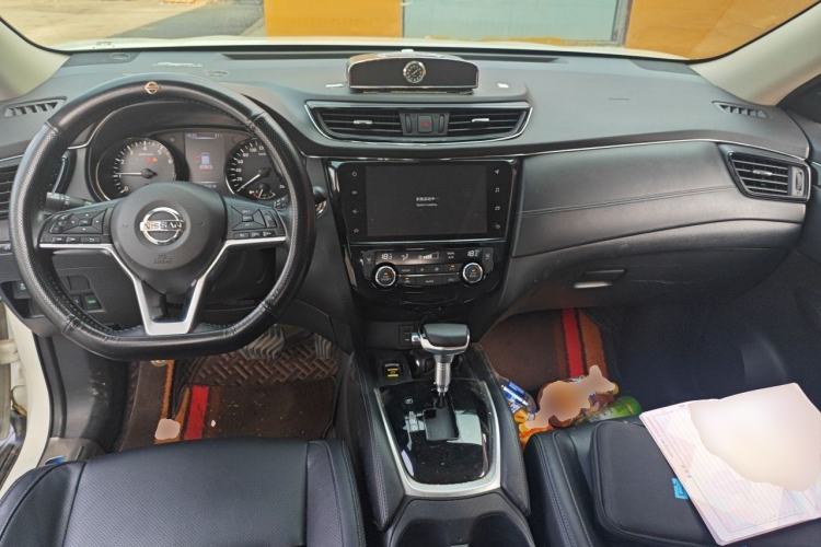Used Nissan X-Trail 2021 2.0L CVT 2WD XL Premium SmartConnect Deluxe Edition Center Console