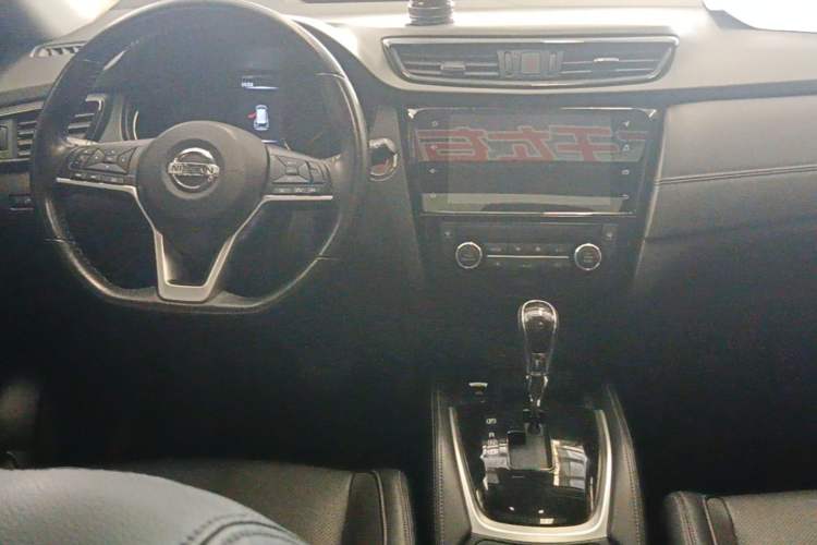 Used Nissan X-Trail 2021 2.0L CVT 2WD XL ITS Comfort Commemorative Edition Center Console