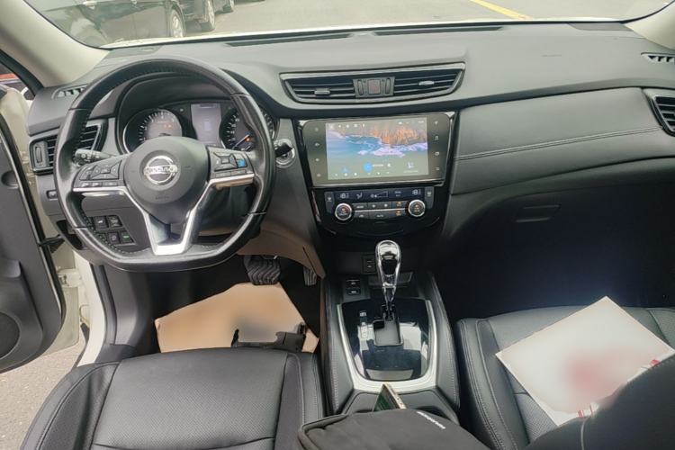 Used Nissan X-Trail 2021 2.5L CVT 4WD XL ITS Luxury Commemorative Edition Center Console