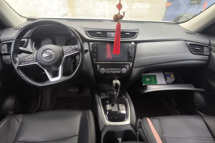 Used Nissan X-Trail 2021 2.0L CVT 2WD XL Premium Commemorative Edition Center Console