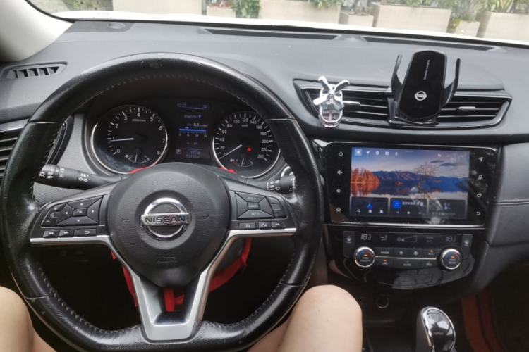 Used Nissan X-Trail 2021 2.0L CVT 2WD XL ITS Comfort Commemorative Edition Center Console