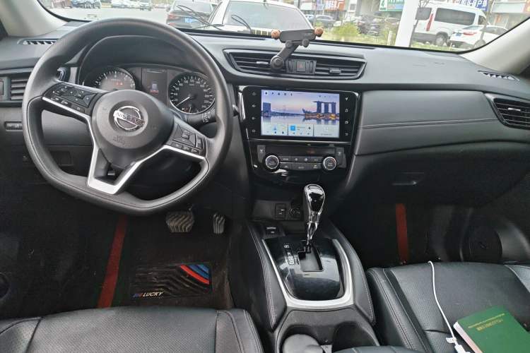 Used Nissan X-Trail 2021 2.5L CVT 4WD XL SmartConnect Leading Edition Center Console