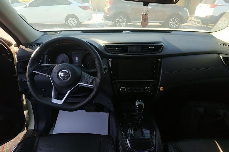 Used Nissan X-Trail 2021 2.0L CVT 2WD XL Premium Commemorative Edition Center Console