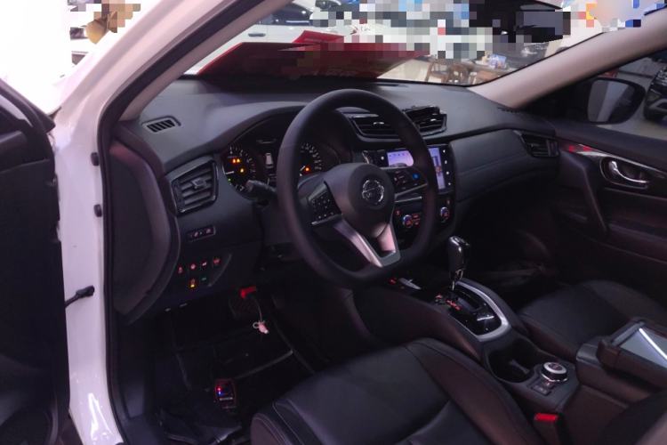 Used Nissan X-Trail 2021 2.5L CVT 4WD XL ITS Luxury Commemorative Edition Center Console