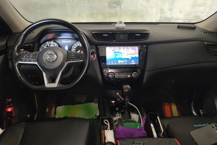 Used Nissan X-Trail 2021 2.0L CVT 2WD XL Premium SmartConnect Deluxe Edition Center Console
