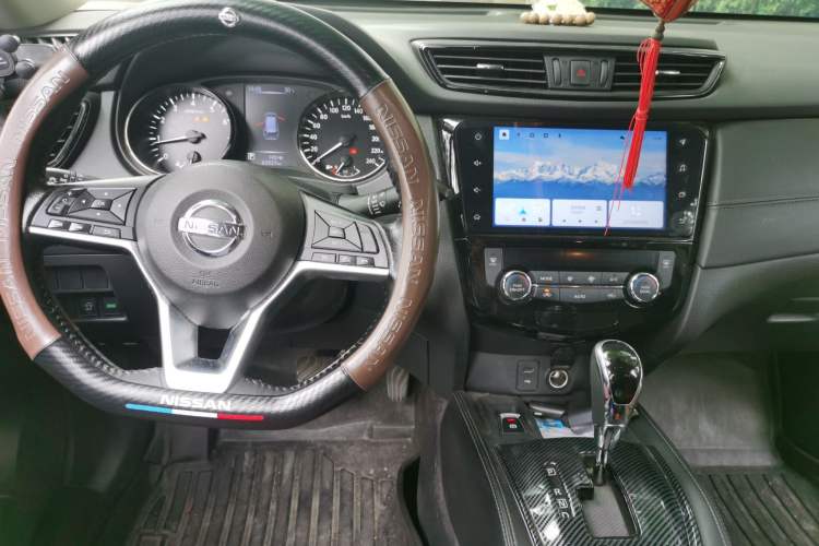 Used Nissan X-Trail 2021 2.0L CVT 2WD XL ITS SmartConnect Comfort Edition Center Console