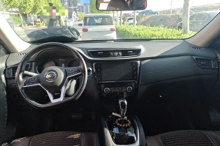 Used Nissan X-Trail 2021 2.0L CVT 2WD XL Premium SmartConnect Deluxe Edition Center Console