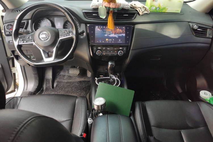 Used Nissan X-Trail 2021 2.0L CVT 2WD XL ITS SmartConnect Comfort Edition Center Console