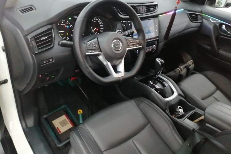 Used Nissan X-Trail 2021 2.0L CVT 2WD XL ITS Comfort Commemorative Edition Center Console