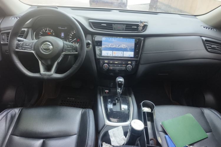 Used Nissan X-Trail 2021 2.0L CVT 2WD XL Premium SmartConnect Deluxe Edition Center Console