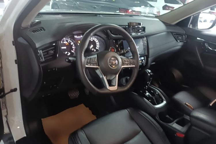 Used Nissan X-Trail 2021 2.0L CVT 2WD XL Premium Commemorative Edition Center Console