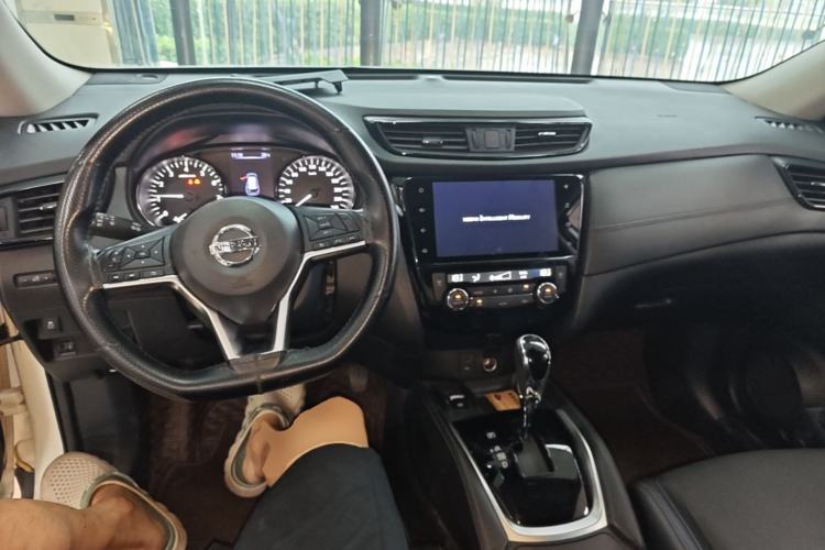 Used Nissan X-Trail 2021 2.0L CVT 2WD XL ITS SmartConnect Comfort Edition Center Console