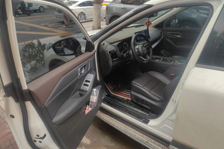 Used Nissan X-Trail 2021 VC-Turbo 300 CVT 4WD Luxury Edition Driver Seat