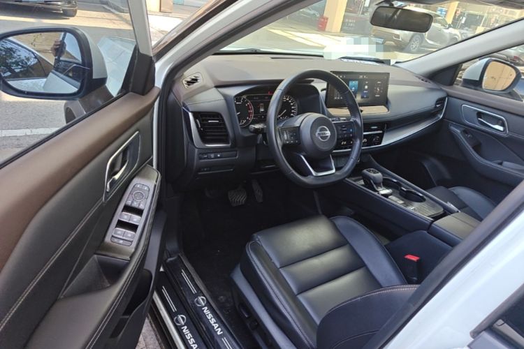 Used Nissan X-Trail 2021 VC-Turbo 300 CVT 2WD Luxury Edition Driver Seat