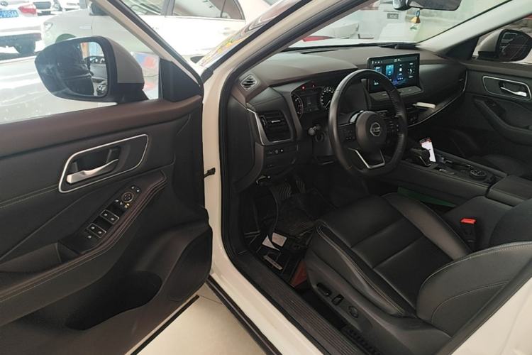 Used Nissan X-Trail 2021 VC-Turbo 300 CVT 4WD Luxury Edition Driver Seat