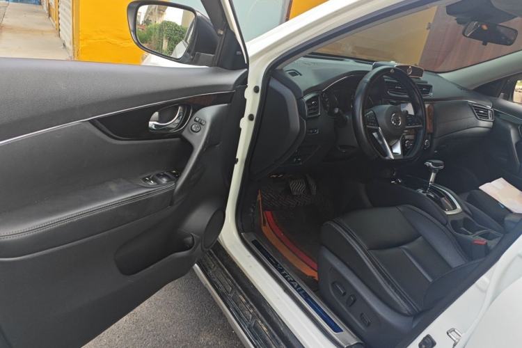 Used Nissan X-Trail 2021 2.0L CVT 2WD XL Premium SmartConnect Deluxe Edition Driver Seat