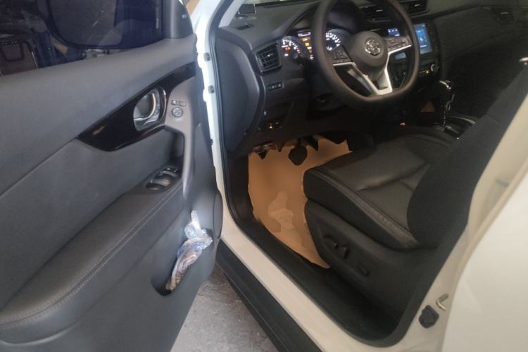 Used Nissan X-Trail 2021 2.0L CVT 2WD XL ITS SmartConnect Comfort Edition Driver Seat