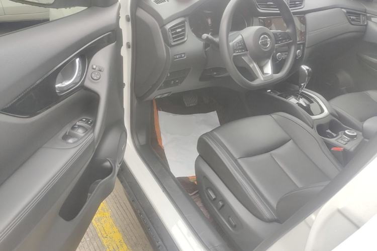 Used Nissan X-Trail 2021 2.5L CVT 4WD XL SmartConnect Leading Edition Driver Seat
