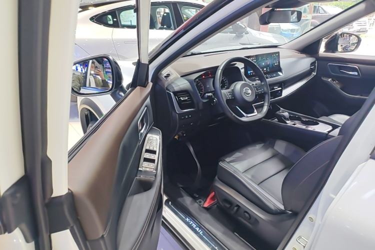 Used Nissan X-Trail 2021 VC-Turbo 300 CVT 2WD Luxury Edition 7-Seater Driver Seat