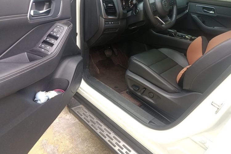 Used Nissan X-Trail 2021 VC-Turbo 300 CVT 2WD Luxury Edition Driver Seat