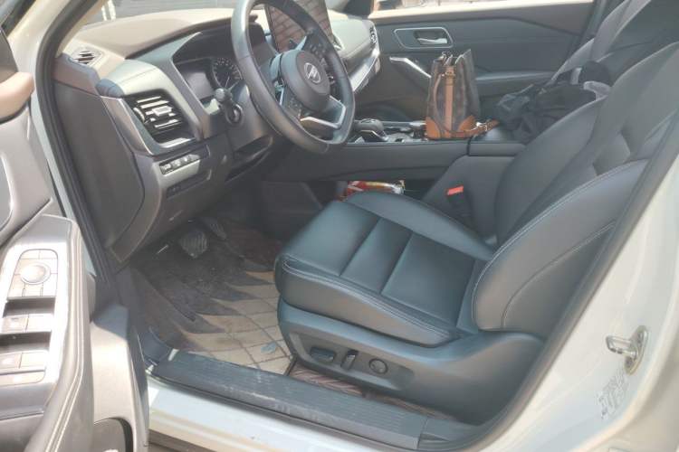 Used Nissan X-Trail 2021 VC-Turbo 300 CVT 4WD Luxury Edition Driver Seat