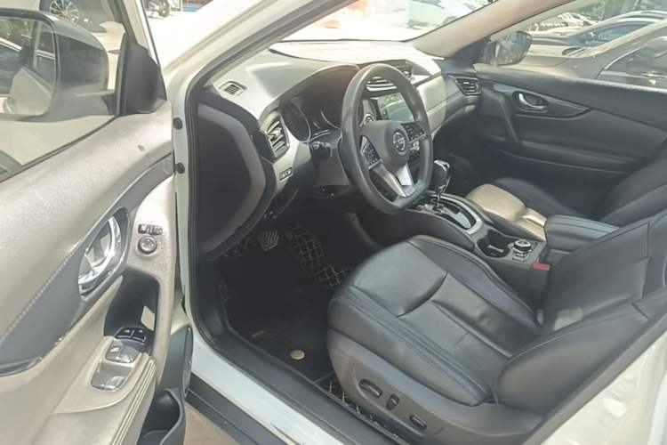 Used Nissan X-Trail 2021 2.5L CVT 4WD XL SmartConnect Leading Edition Driver Seat