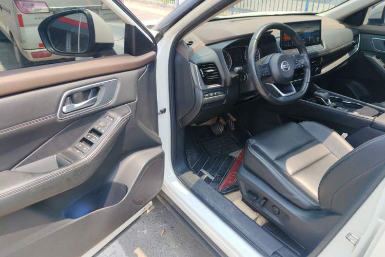 Used Nissan X-Trail 2021 VC-Turbo 300 CVT 2WD Luxury Edition Driver Seat