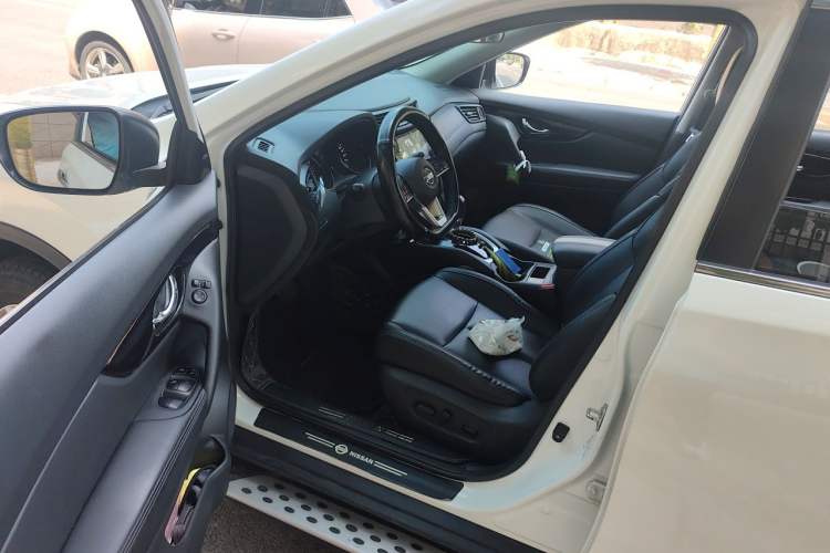 Used Nissan X-Trail 2021 2.0L CVT 2WD XL ITS SmartConnect Comfort Edition Driver Seat