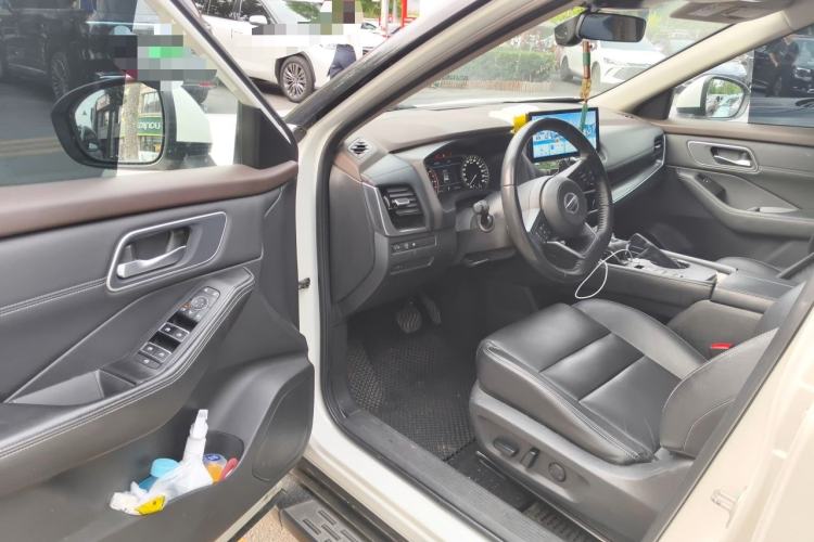 Used Nissan X-Trail 2021 VC-Turbo 300 CVT 2WD Luxury Edition Driver Seat