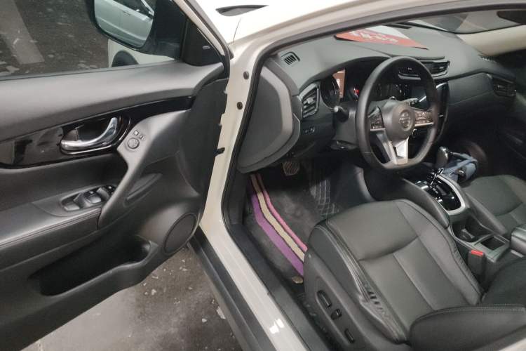 Used Nissan X-Trail 2021 2.0L CVT 2WD XL Premium Commemorative Edition Driver Seat