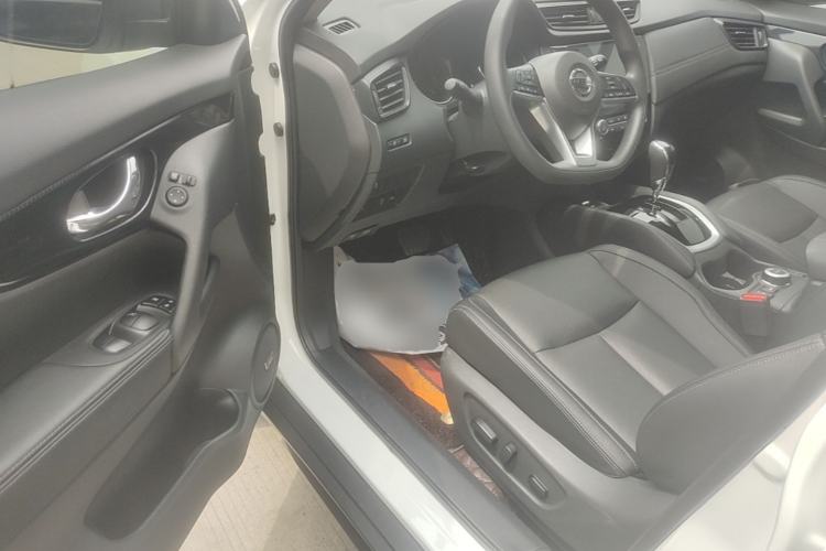 Used Nissan X-Trail 2021 2.5L CVT 4WD XL SmartConnect Leading Edition Driver Seat