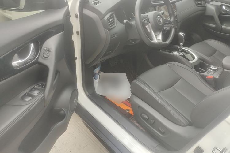 Used Nissan X-Trail 2021 2.5L CVT 4WD XL SmartConnect Leading Edition Driver Seat