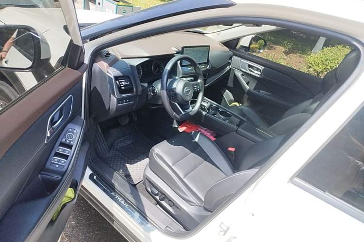 Used Nissan X-Trail 2021 VC-Turbo 300 CVT 2WD Luxury Edition Driver Seat