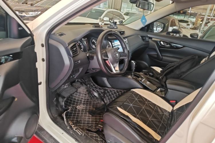Used Nissan X-Trail 2021 2.0L CVT 2WD XL Premium SmartConnect Deluxe Edition Driver Seat