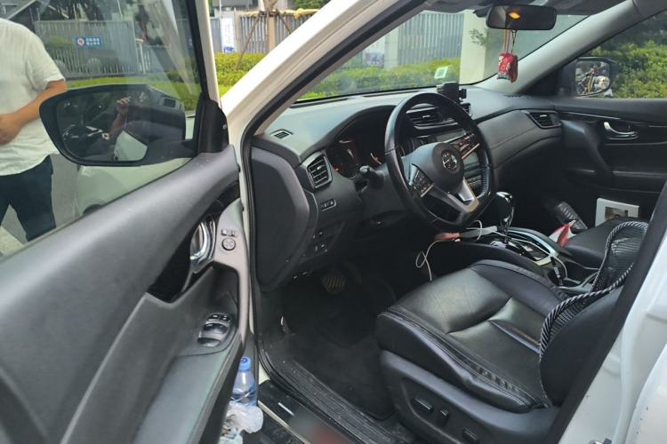 Used Nissan X-Trail 2021 2.0L CVT 2WD XL ITS SmartConnect Comfort Edition Driver Seat