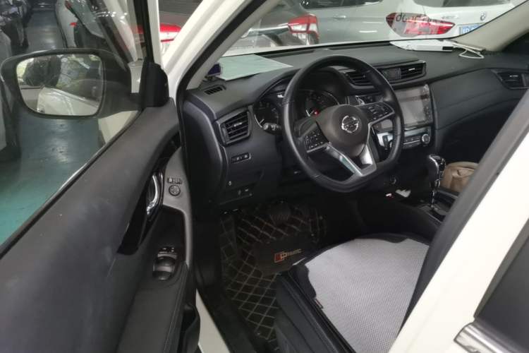 Used Nissan X-Trail 2021 2.0L CVT 2WD XL Premium Commemorative Edition Driver Seat