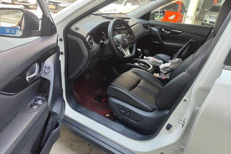 Used Nissan X-Trail 2021 2.5L CVT 4WD XL ITS Luxury Navigation Edition Driver Seat