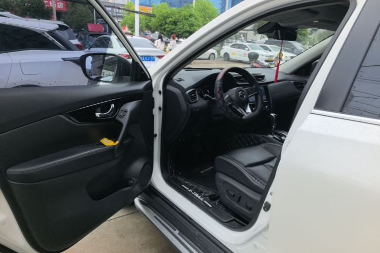 Used Nissan X-Trail 2021 2.0L CVT 2WD XL Premium Commemorative Edition Driver Seat