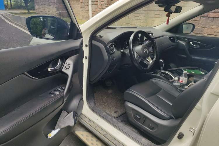 Used Nissan X-Trail 2021 2.0L CVT 2WD XL ITS SmartConnect Comfort Edition Driver Seat