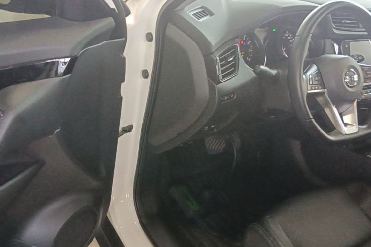 Used Nissan X-Trail 2021 2.0L CVT 2WD XL Premium Commemorative Edition Driver Seat