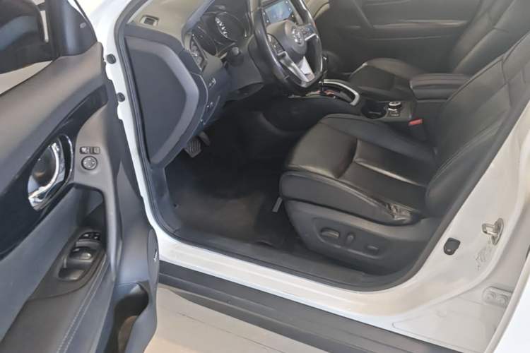 Used Nissan X-Trail 2021 2.5L CVT 4WD XL ITS Luxury Navigation Edition Driver Seat