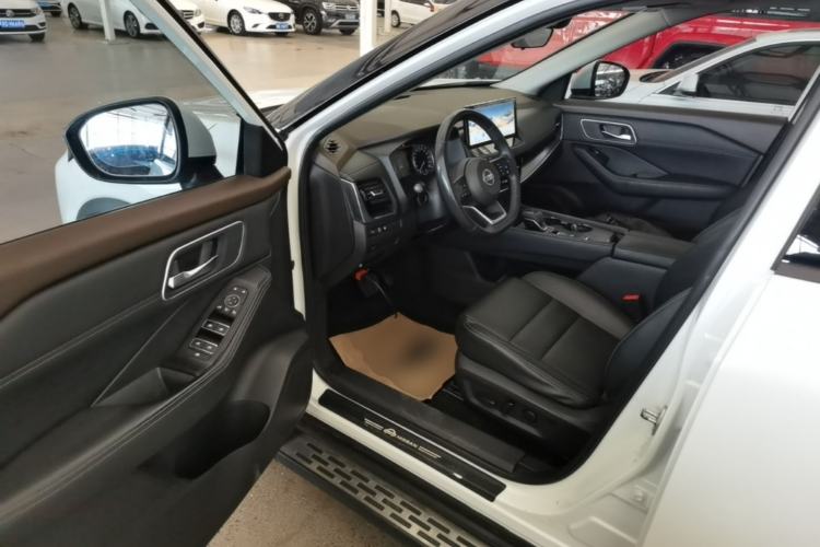 Used Nissan X-Trail 2021 VC-Turbo 300 CVT 2WD Luxury Edition Driver Seat