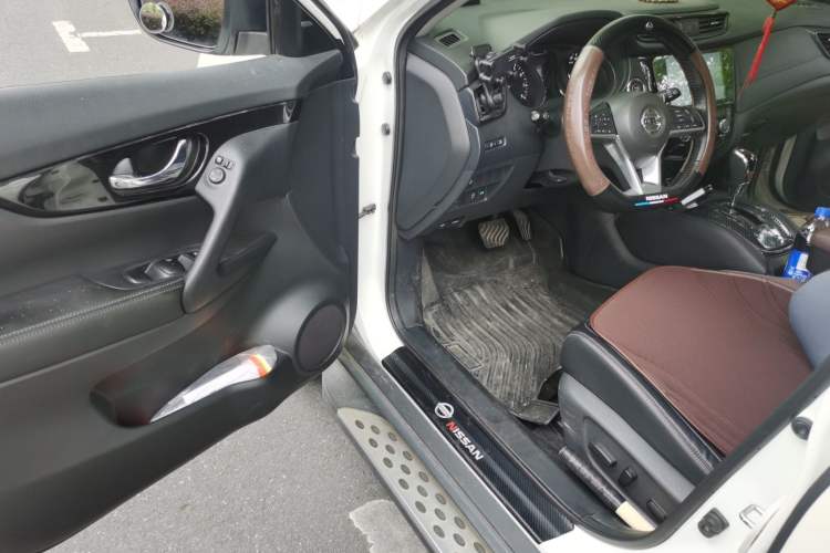 Used Nissan X-Trail 2021 2.0L CVT 2WD XL ITS SmartConnect Comfort Edition Driver Seat
