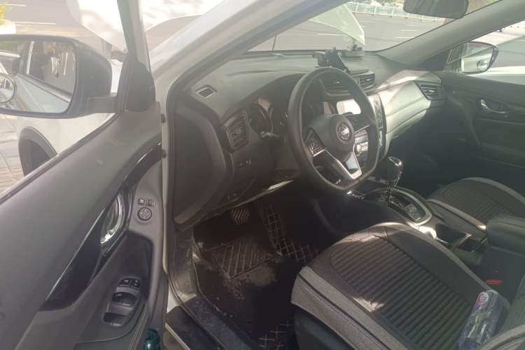 Used Nissan X-Trail 2021 2.0L CVT 2WD XL ITS SmartConnect Comfort Edition Driver Seat