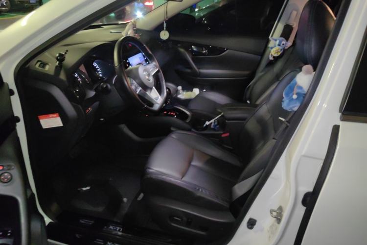 Used Nissan X-Trail 2021 2.0L CVT 2WD XL Premium SmartConnect Deluxe Edition Driver Seat