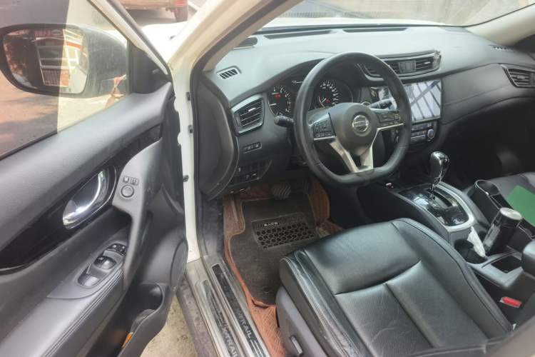 Used Nissan X-Trail 2021 2.0L CVT 2WD XL Premium SmartConnect Deluxe Edition Driver Seat