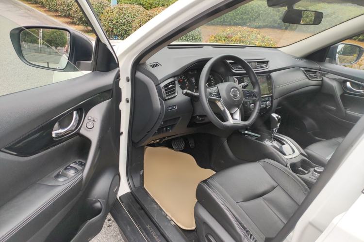 Used Nissan X-Trail 2021 2.5L CVT 4WD XL SmartConnect Leading Edition Driver Seat